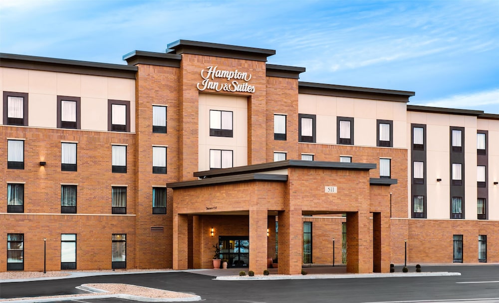 Hampton Inn & Suites La Crosse Downtown in La Crosse, United States