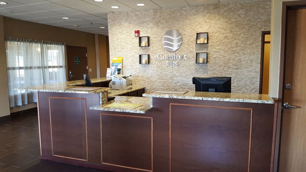 Comfort Inn & Suites Near University of Wyoming - photo 6