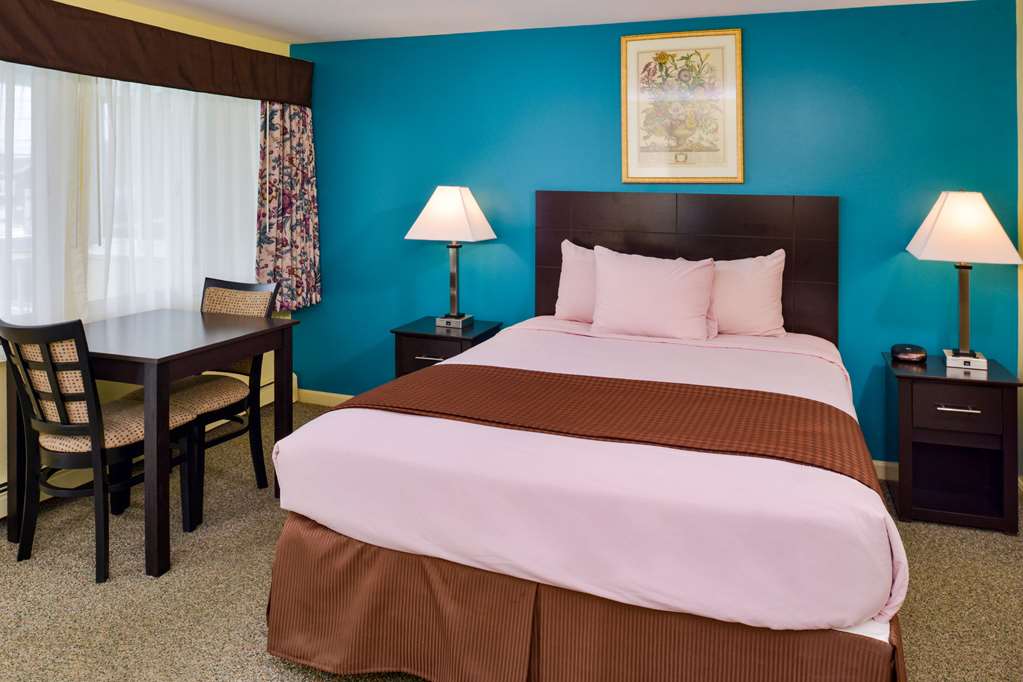 Rodeway Inn Orleans Cape Cod - photo 11