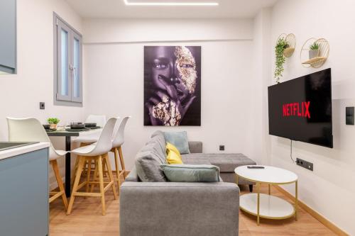 The Athens Getaway Apartment GF — 4-Star Luxury Hotel in Athens, Greece