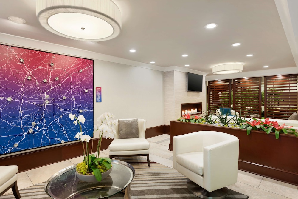 Embassy Suites by Hilton Atlanta Airport - photo 6