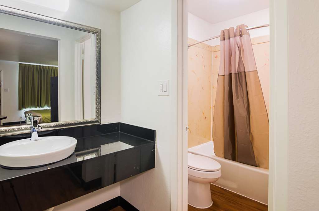 Studio 6 Tyler TX - photo 23