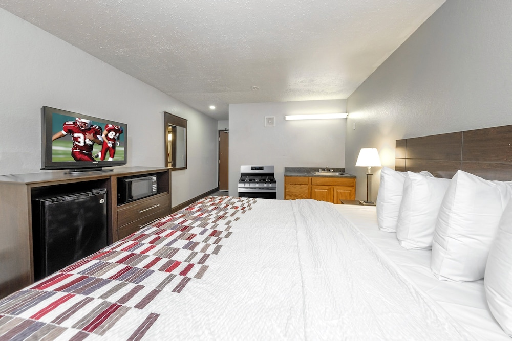 Red Roof Inn Culpeper - photo 6