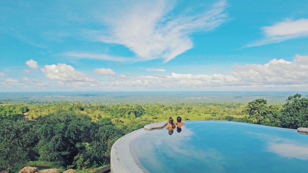 Origins Lodge — 4-Star Luxury Hotel in Bijagua, Costa Rica