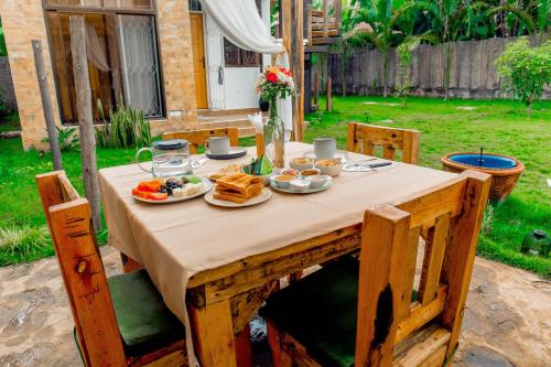 Golden hour tiny house — 4-Star Luxury Hotel in Arusha, Tanzania