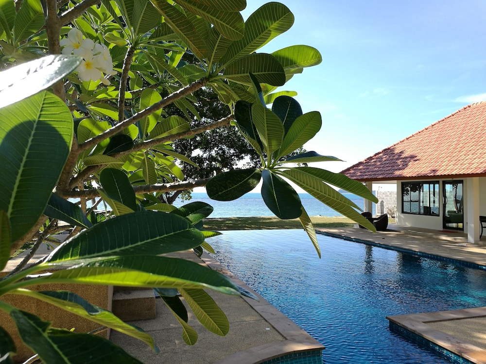 Heaven Beach Resort - last minute hotel in Koh Samui