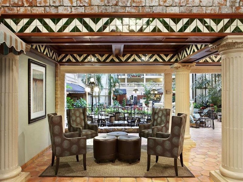 Embassy Suites by Hilton Bloomington Minneapolis - photo 23