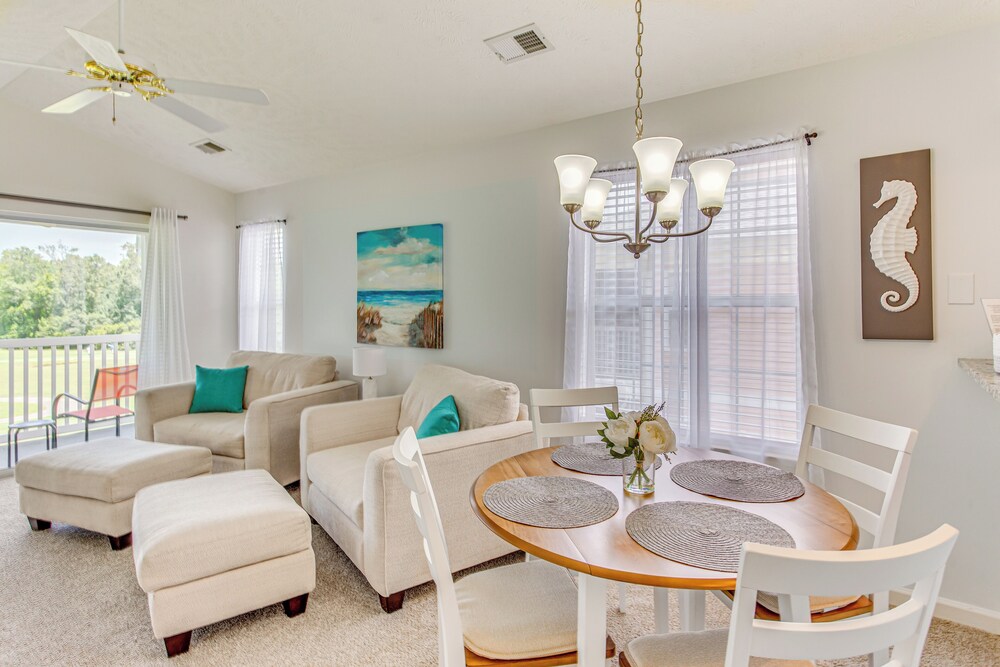 Screened Porch and Community Perks Myrtle Beach Gem — 4-Star Luxury Hotel in Myrtle Beach, United States