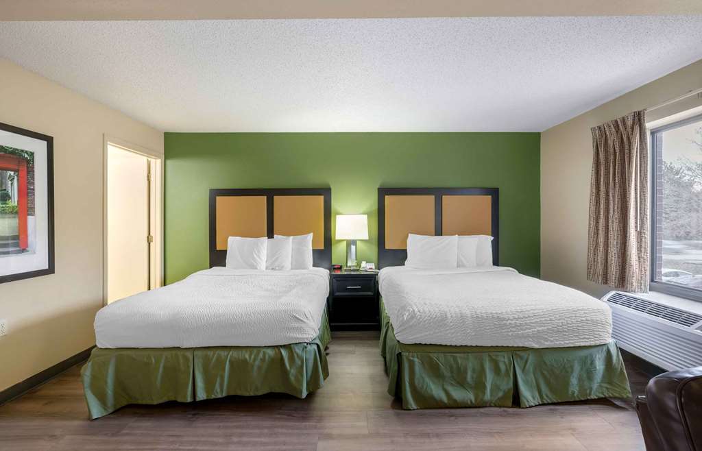 Extended Stay America Suites Omaha West - photo 32
