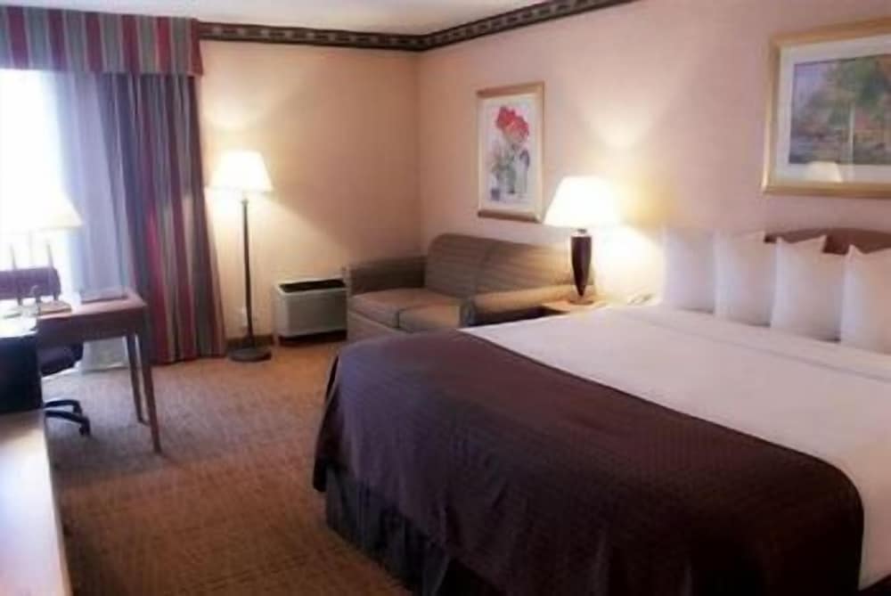 Americas Best Value Inn & Suites Boise - photo 11