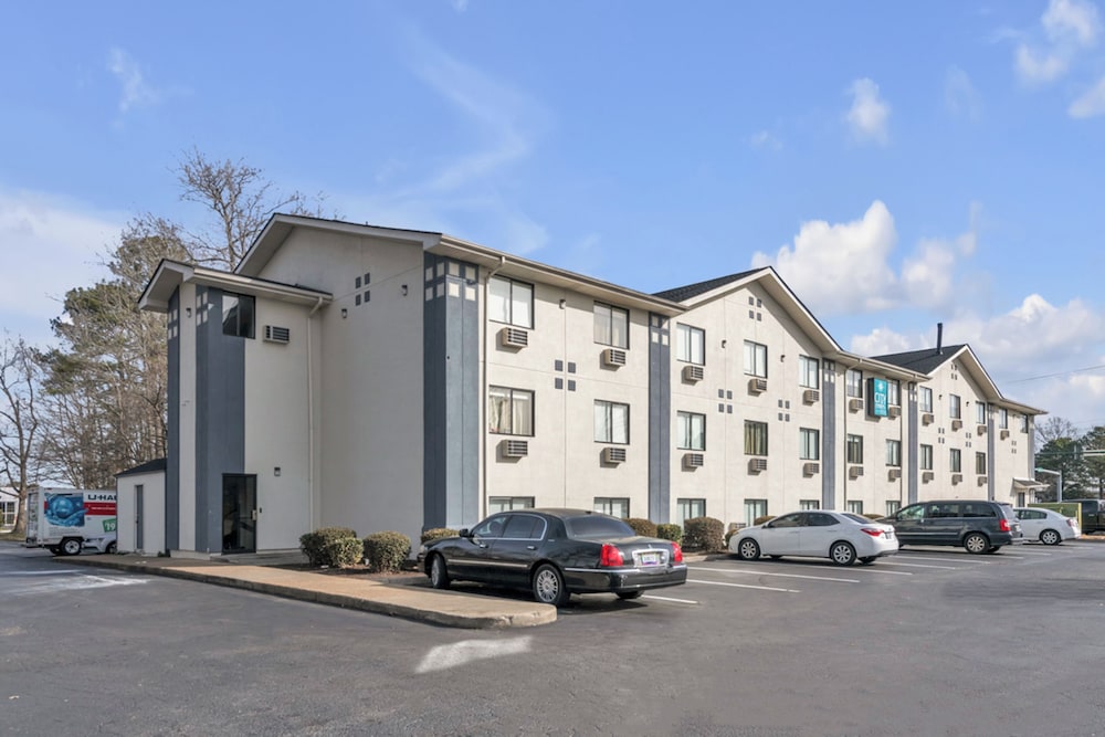 City Center Inn by OYO I 64 Newport News - photo 33