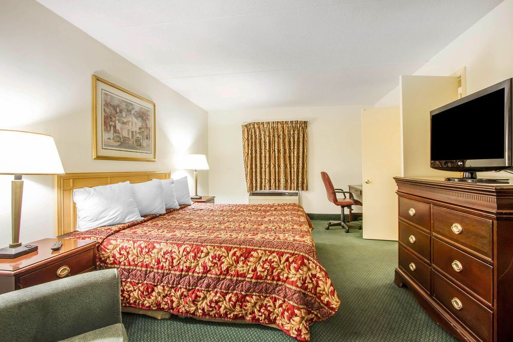 Rodeway Inn & Suites Fort Rucker - photo 6