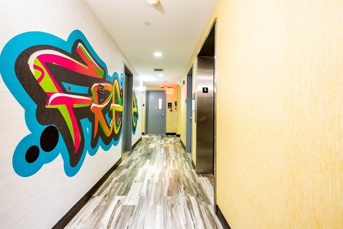 AirTrain Plaza Hotel JFK Airport - photo 13