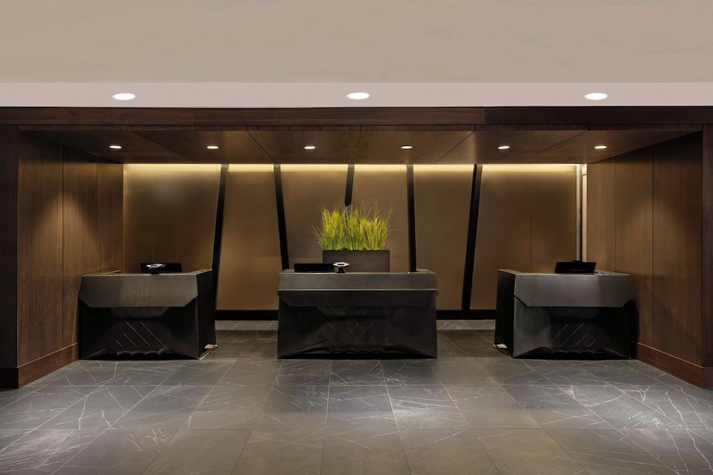 Renaissance Denver Hotel & Conference Center - photo 2