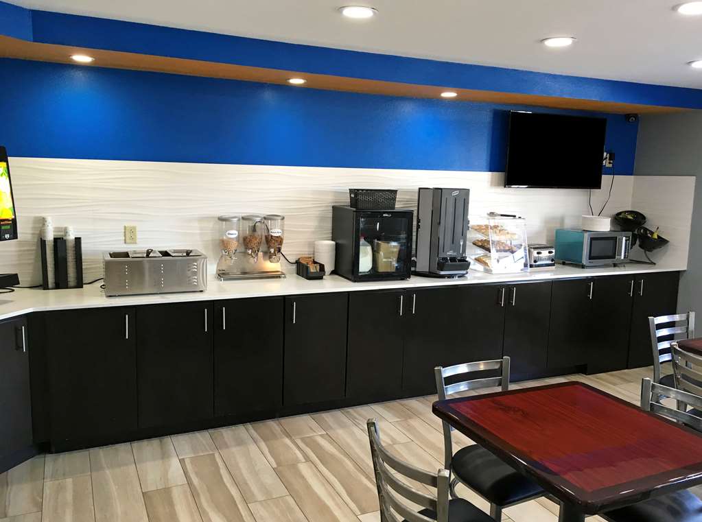 Americas Best Value Inn Denham Springs Baton Rouge - photo 17