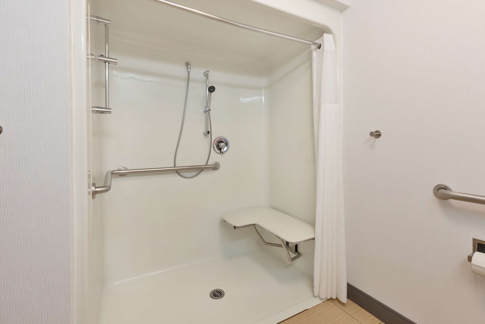 Hampton Inn Cincinnati Airport North - photo 17