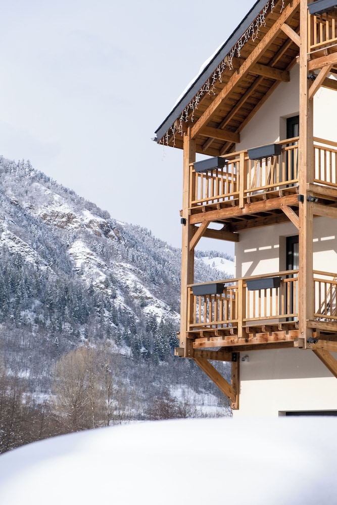 Hôtel Mercure Peyragudes Loudenvielle Pyrénées in Toulouse, France