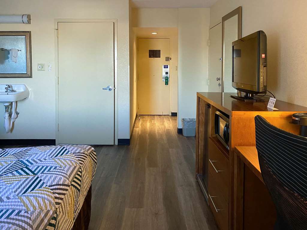 Studio 6 Suites Catonsville Md Baltimore West - photo 16