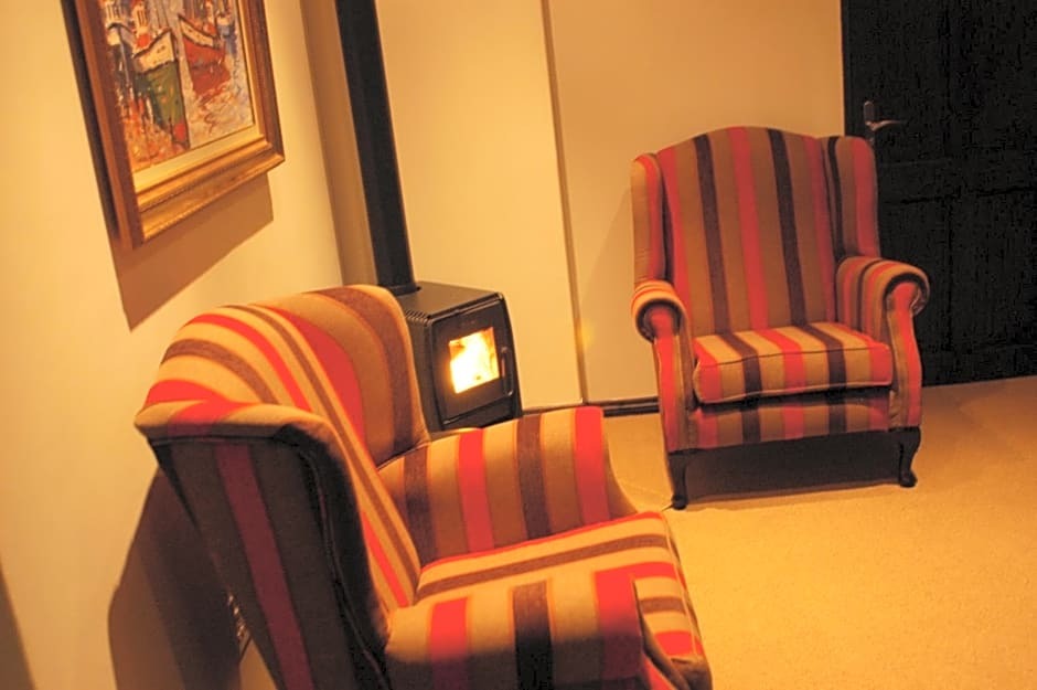 Heidelberg Kloof Lodge — 4-Star Luxury Hotel in Heidelberg, South Africa