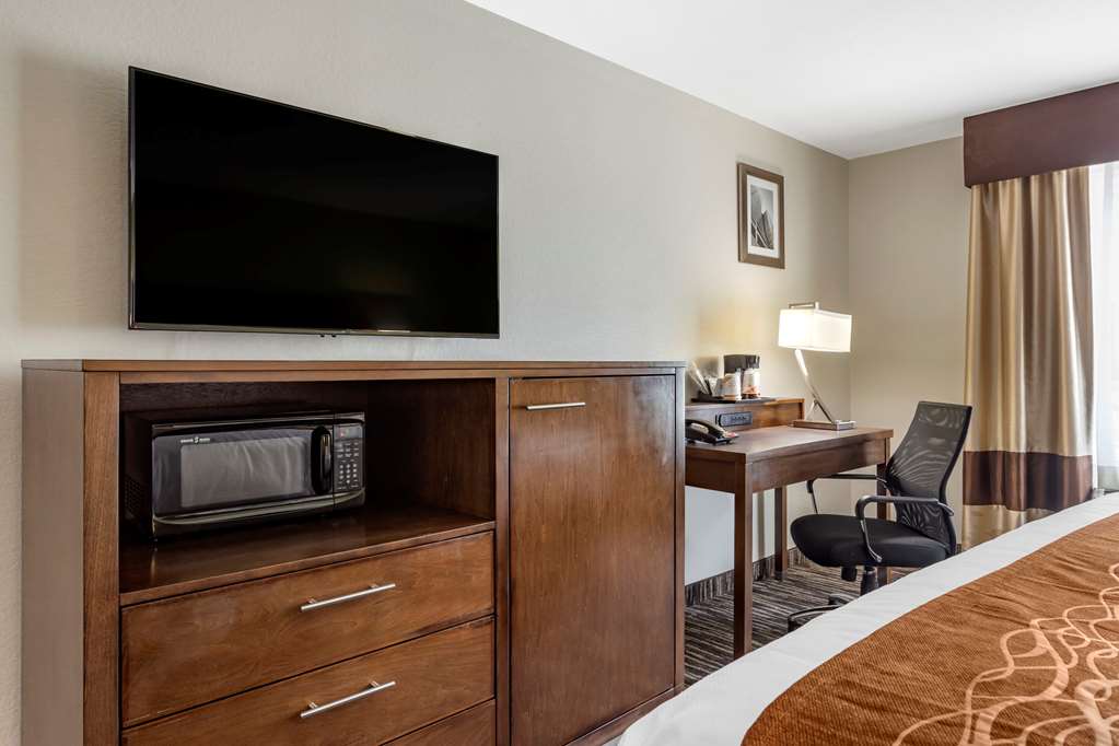 Comfort Inn & Suites North Little Rock JFK Blvd - photo 8