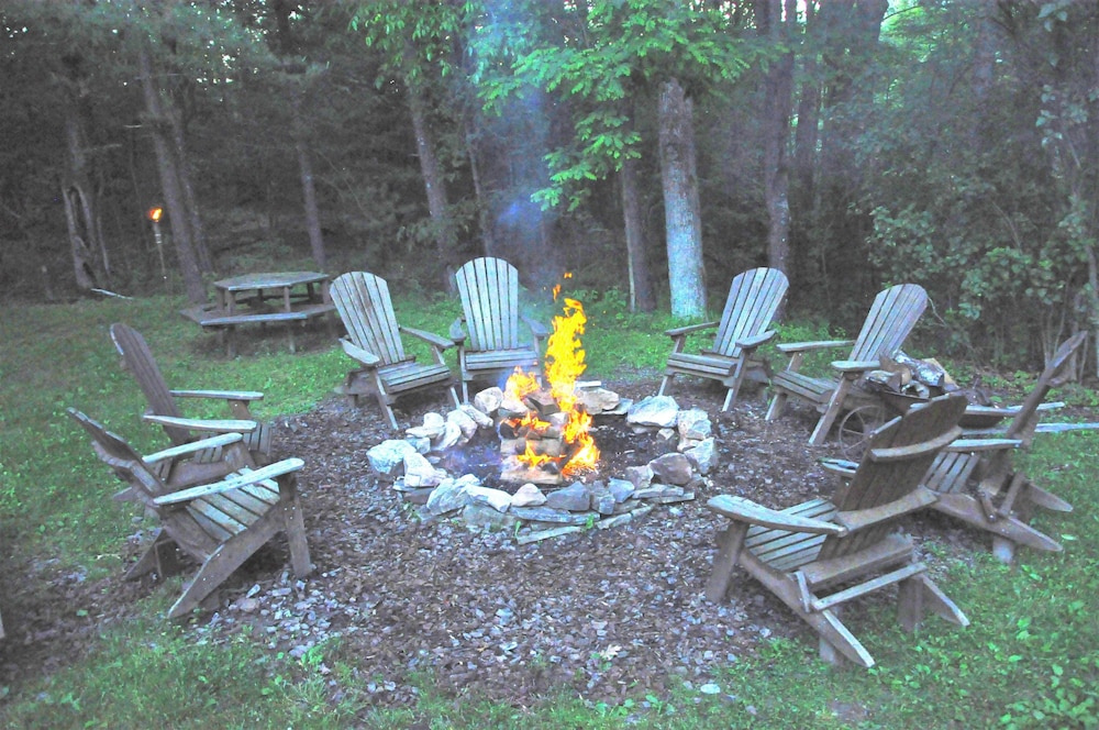 Carmel Cove Inn at Deep Creek Lake - photo 13