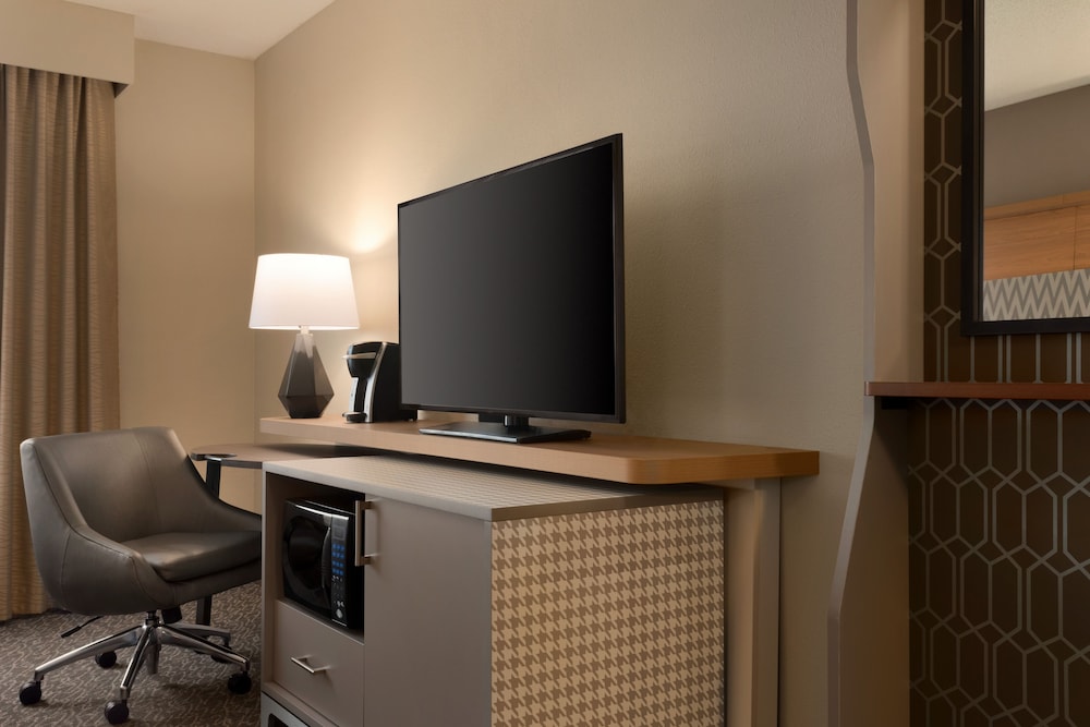 Holiday Inn Hotel & Suites Council Bluffs I 29 by IHG - photo 24
