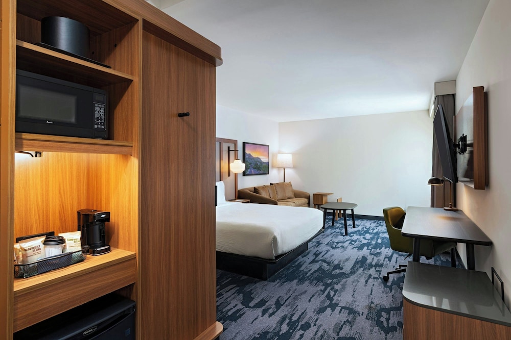 Fairfield by Marriott Inn & Suites Austin Downtown - photo 16