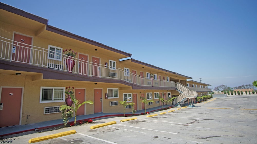 Los Angeles Inn & Suites LAX - photo 46