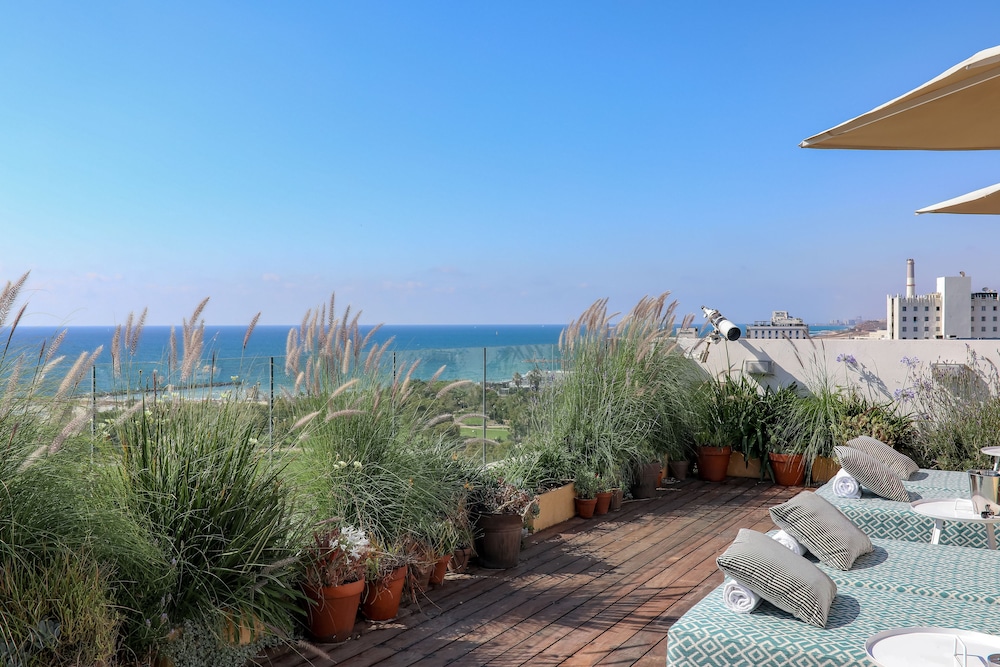 Melody Hotel an Atlas Boutique Hotel pet-friendly hotel Tel Aviv
