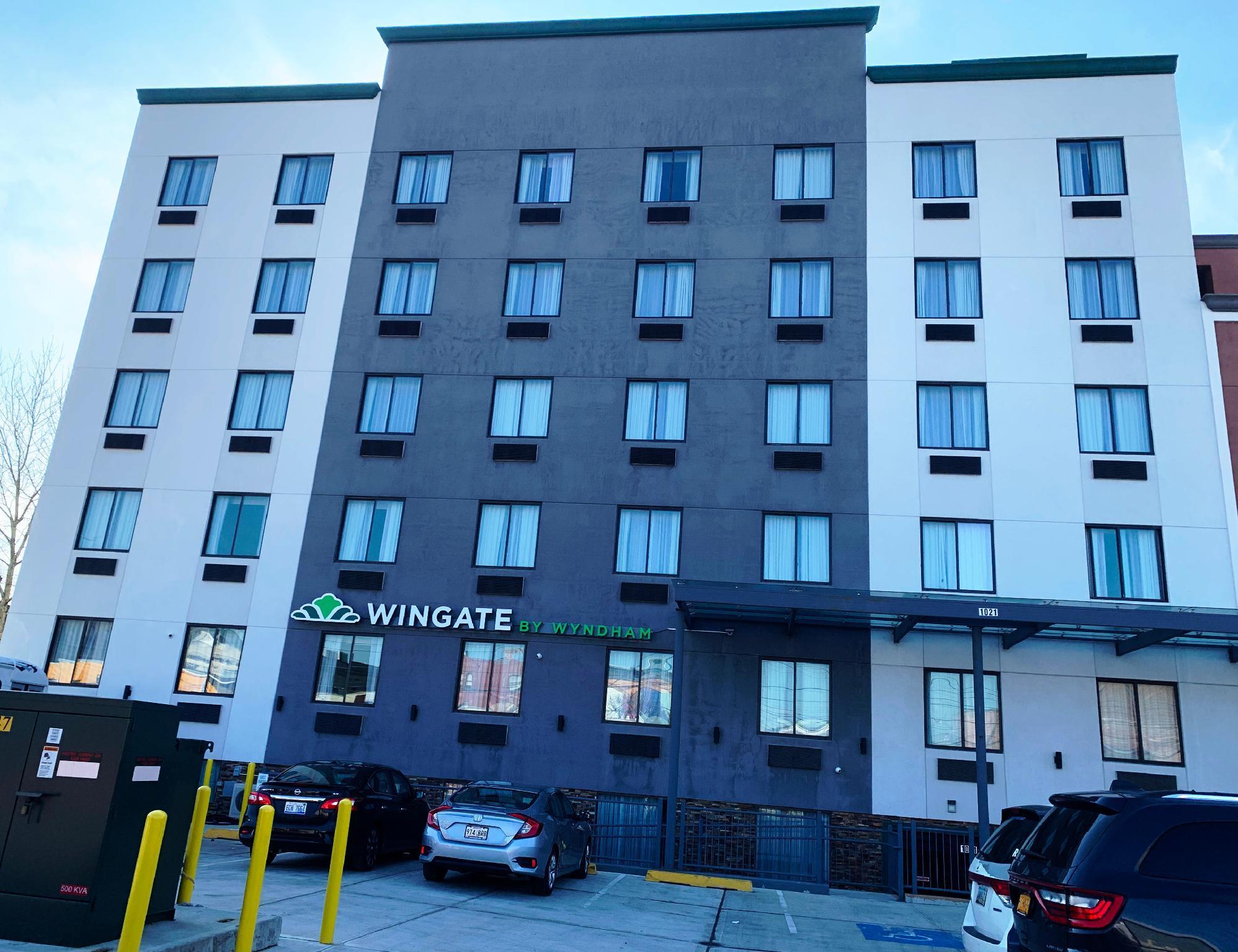 Wingate by Wyndham JFK Airport Far Rockaway - photo 9