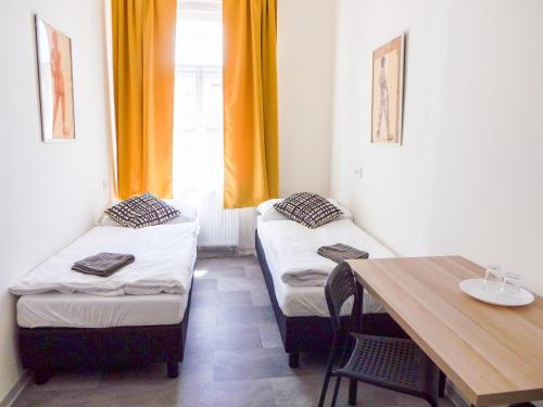 Nice room E3 Prague 7 - last minute hotel in Prague