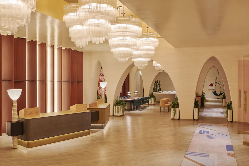 Virgin Hotel Las Vegas Curio Collection by Hilton - photo 9