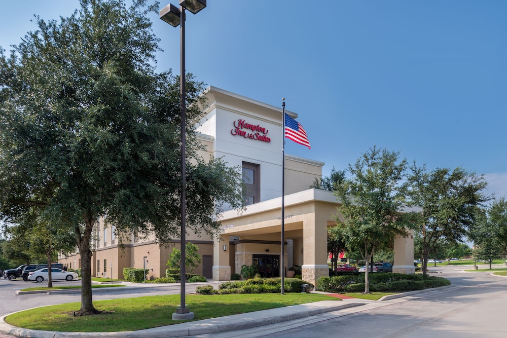 Hampton Inn & Suites Schertz - photo 45