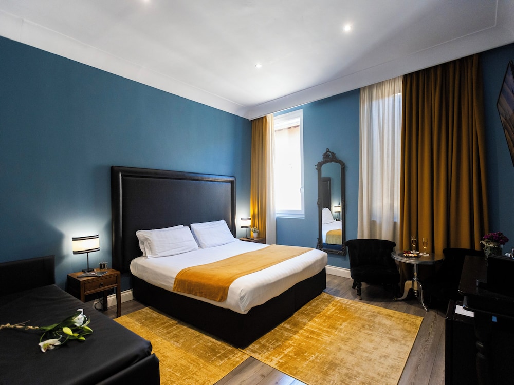 Jb Relais Campo De' Fiori — 4-Star Luxury Hotel in Rome, Italy