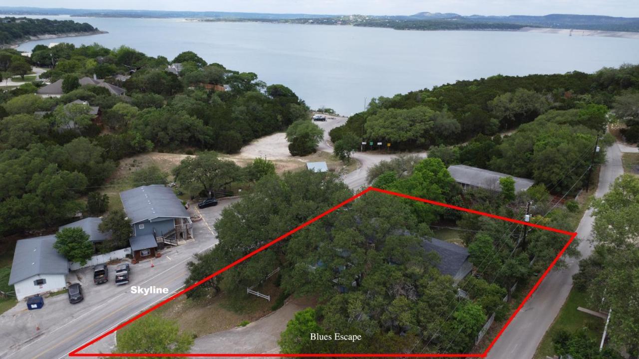 Blues Escape 4000 Sqft. a Few Steps To Canyon Lake - photo 9