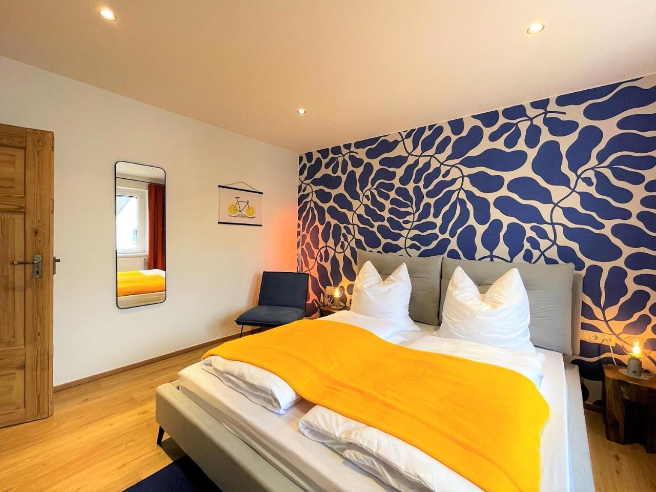 Bunter Hund Apartments Zentrales Apartment Parkplatz Wintergarten Kinderzimmer — 4-Star Luxury Hotel in Rothenburg Ob Der Tauber, Germany