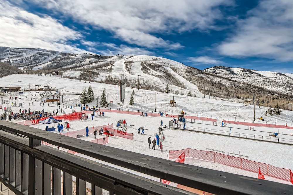 165 Ski In Ski Out Studio at Park City Mountain Resort Pool Hottub Gym studio - photo 24