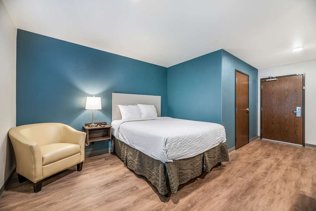 Extended Stay America Select Suites Orlando Kissimmee - photo 9