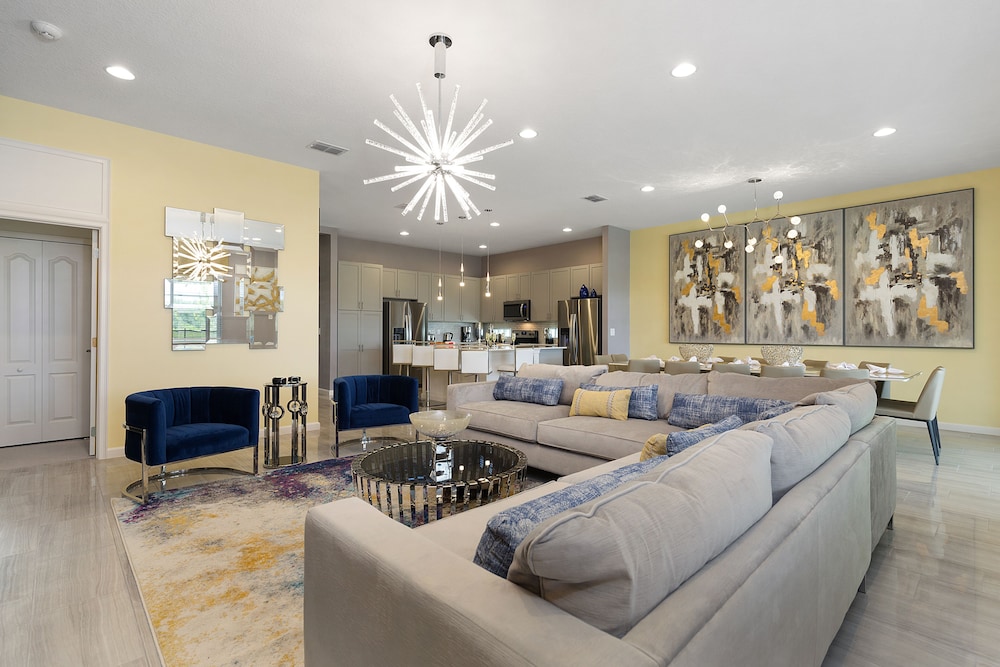 Solterra Resort Luxury 10 Bedroom Homes - photo 10
