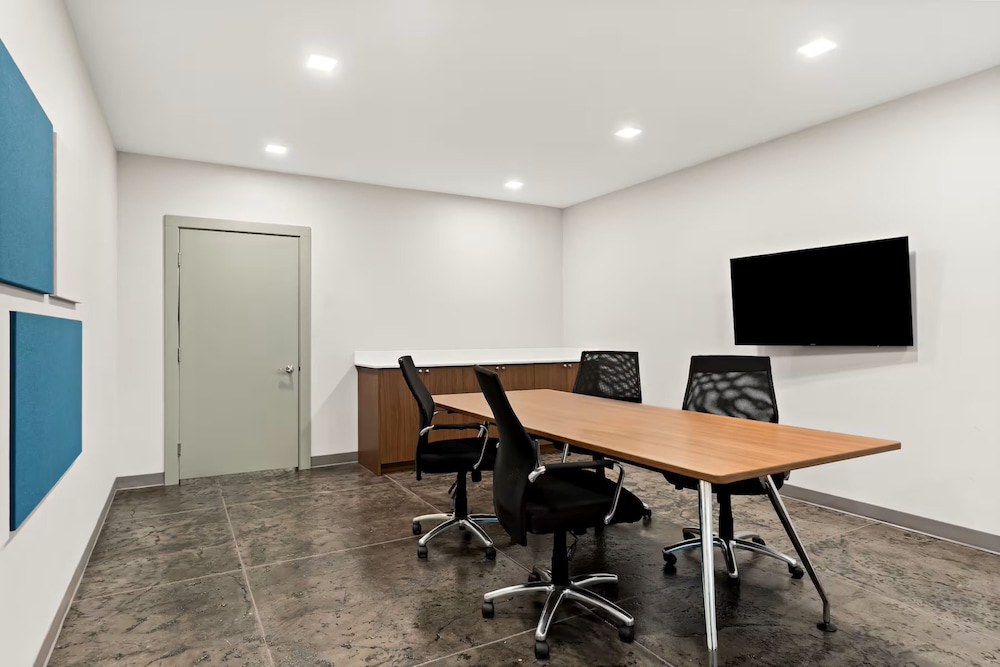 Holiday Inn Express & Suites George Quincy South by IHG - photo 51