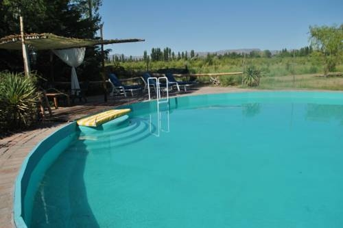 Chalet Los Troncos — 4-Star Luxury Hotel in San Rafael, Argentina