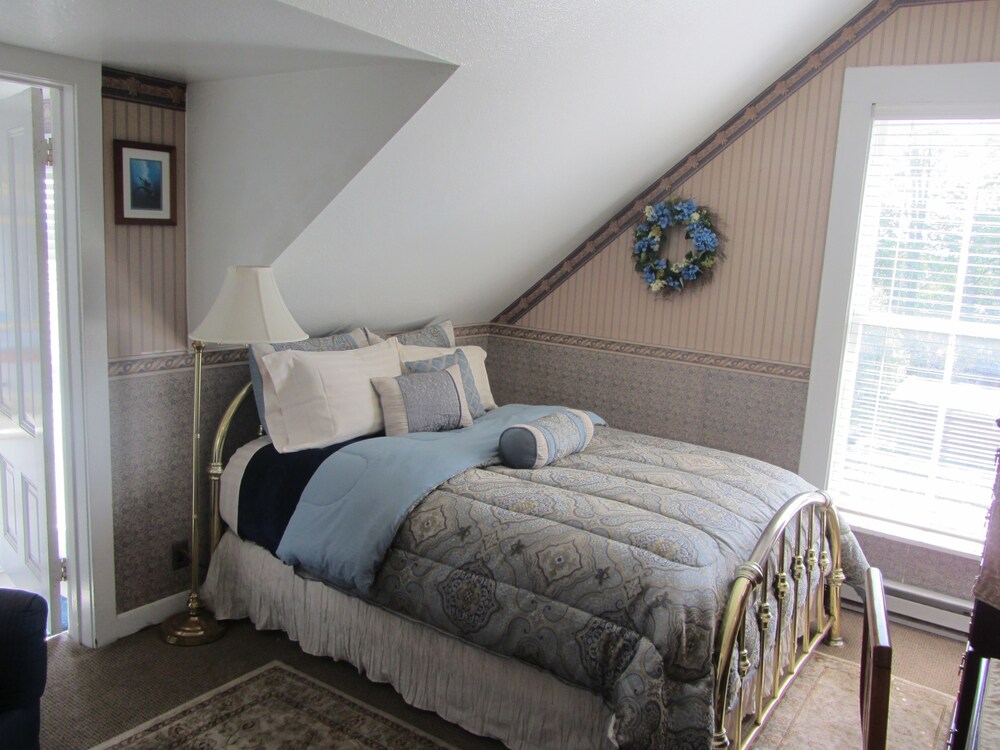 Nicholson House at Beaujolais - photo 18
