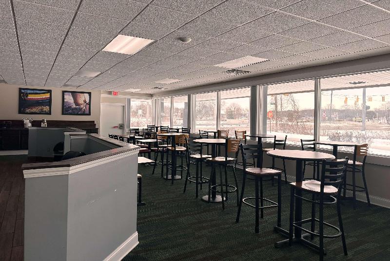 Days Inn by Wyndham Muskegon - photo 105