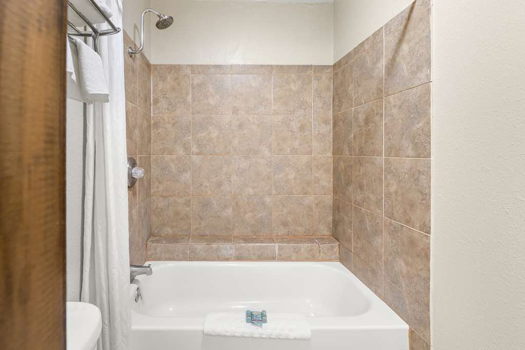Best Western George West Executive Inn - photo 14