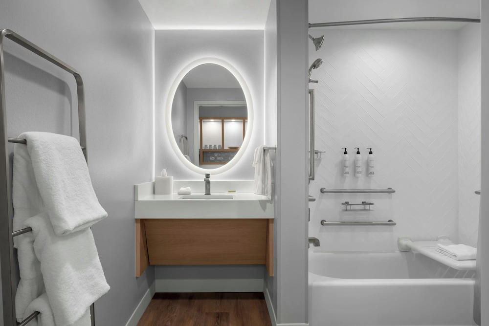 TownePlace Suites by Marriott Midwest City - photo 14