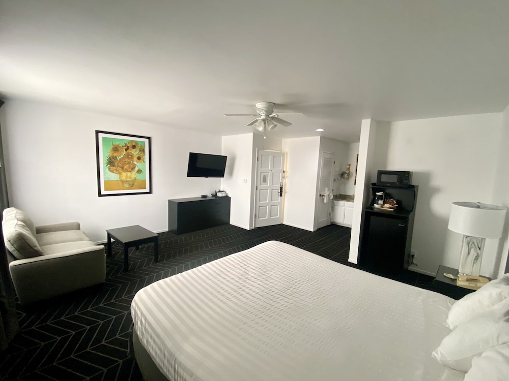 Masterpiece Hotel - photo 27