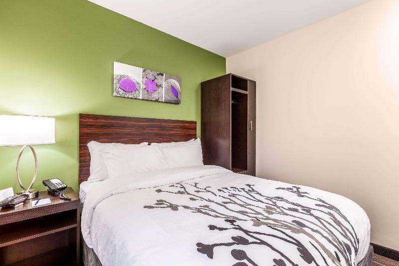 Van Wyck Hotel & Suites Near JFK Airport - photo 18