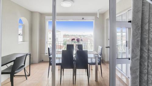 Homely 3 Bedroom apartment in Villa Italia Century City