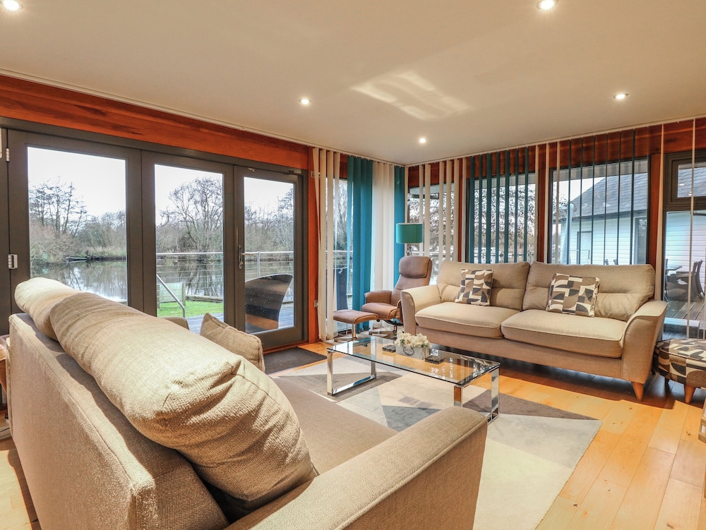 Tealby - carbon neutral hotel in Norwich
