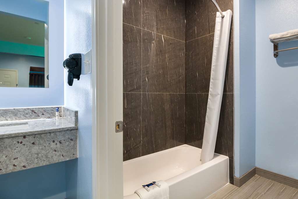 Americas Best Value Inn Aldine Westfield - photo 24